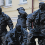 Памятник пожарным